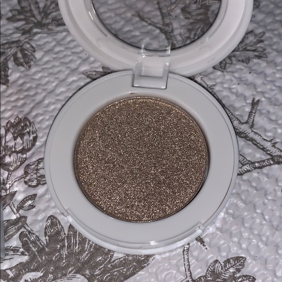 💖Coloured Raine Single eyeshadow💖 - Picture 2 of 4